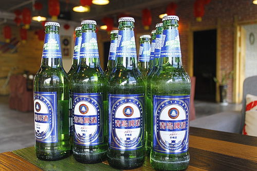 連續11天1元喝青島啤酒，7折吃燒烤！喝酒擼串就去這家店，劃算還能嘗青島藍莓酒